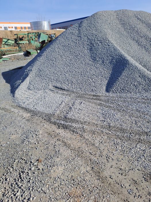 Transport nisip, balast, pământ pt gazon, etc.