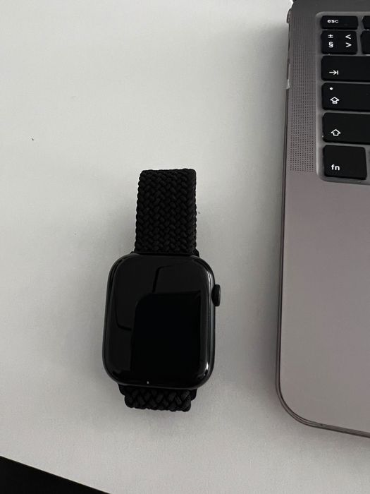 Apple watch 7 (45000)