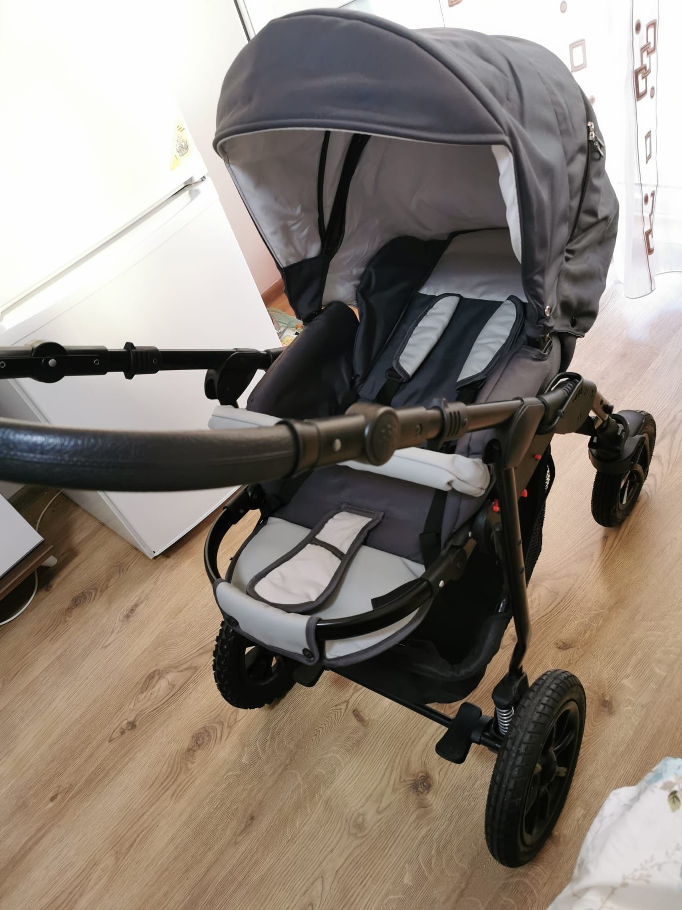 Cărucior Krausman jet grey
