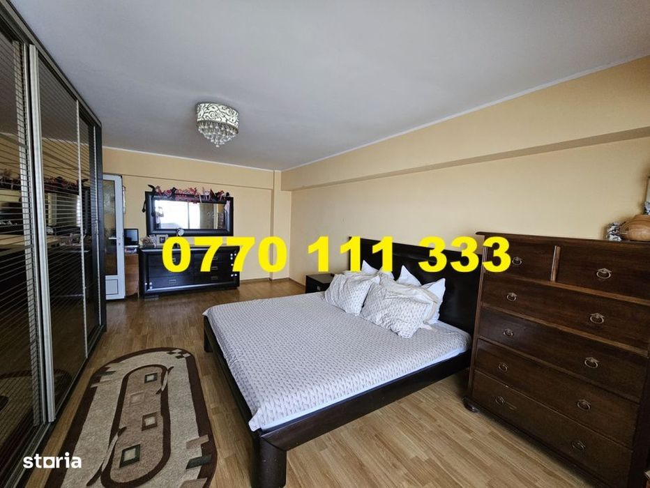 - Apartament 2 camere transformat in 3 camere, Buzaului.