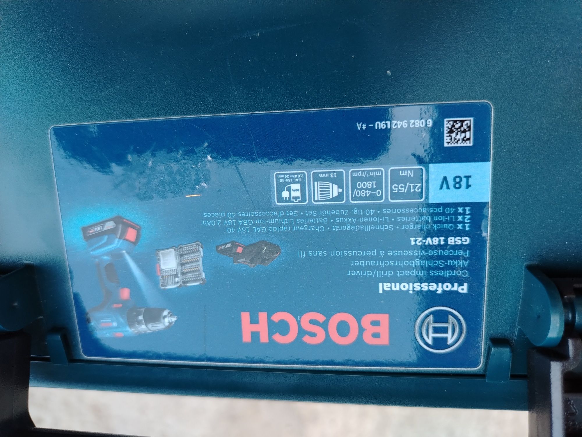 Scule Bosch șlefuitor 500 ron, mașina de gaurit 750 ron