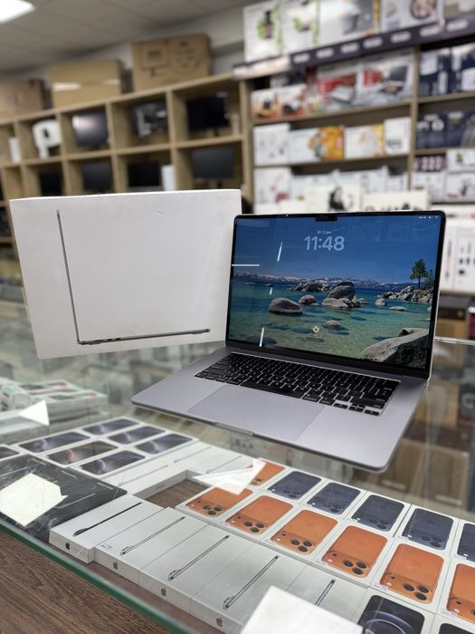 MacBook Air 15 inch M3 8/256 б/у