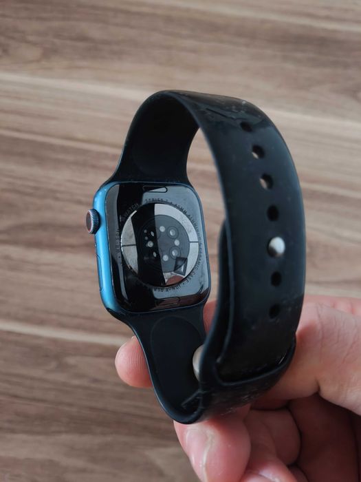 Apple Watch seria 7 45mm
