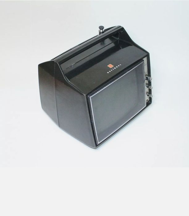 TV National Panasonic TR-419EU B/W retro vintage television colecție