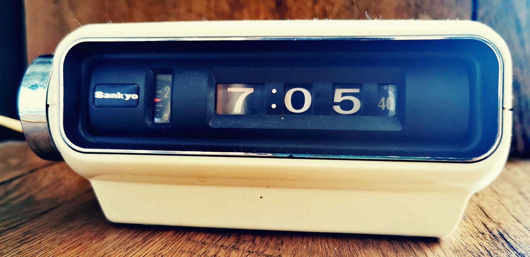 Ceas de masă Sankyo roll on flip clock retro vintage colecție anii 70