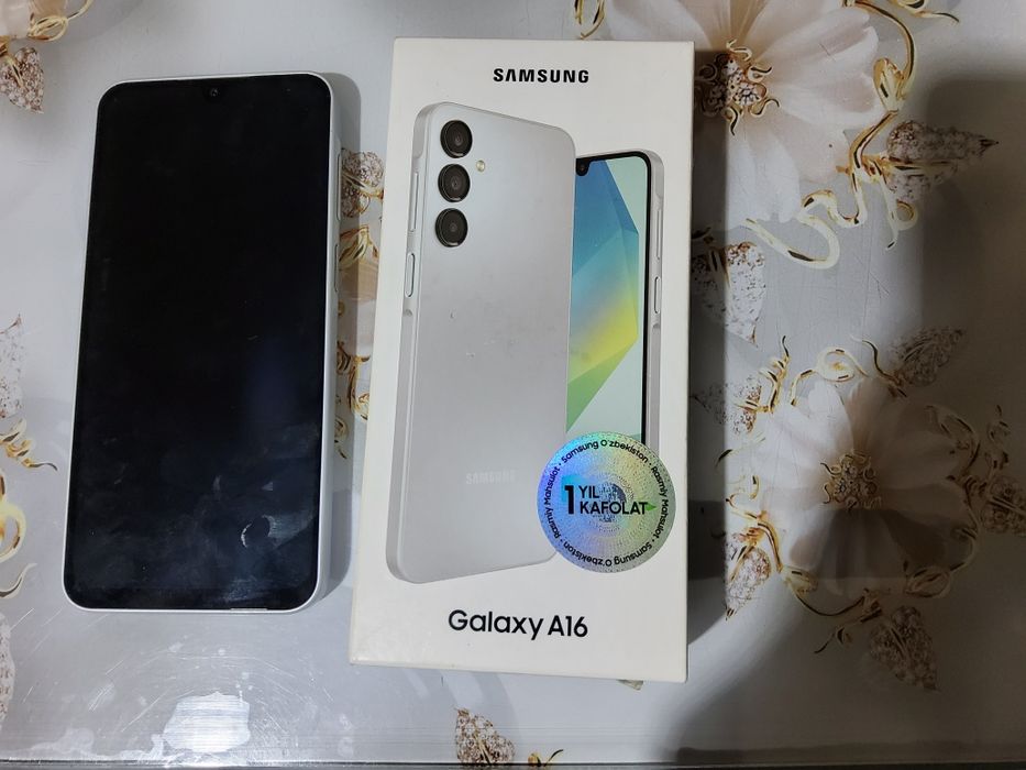 Продам телефон  самсунг а 16