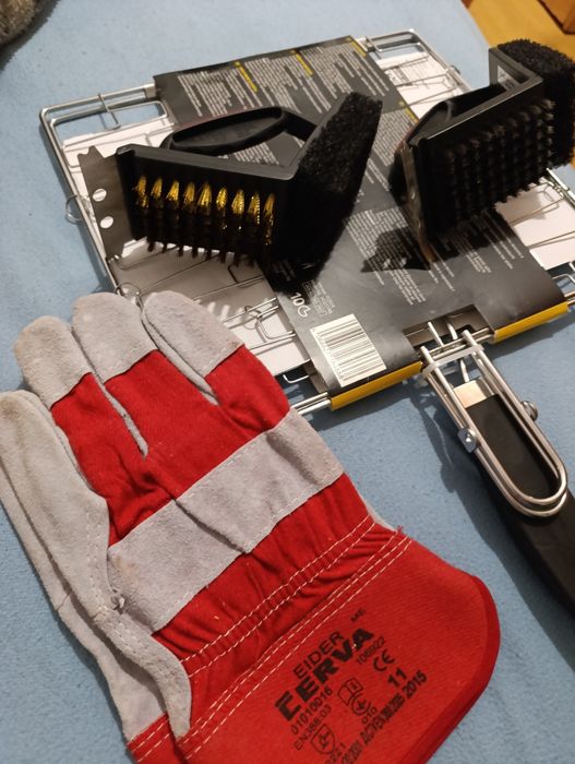 Grătar și accesorii