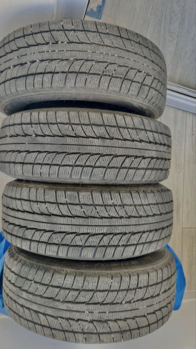 Продам зимние шины Triangle 185/65 R14.