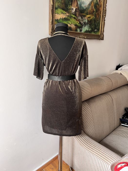 Rochie Warehouse aurie