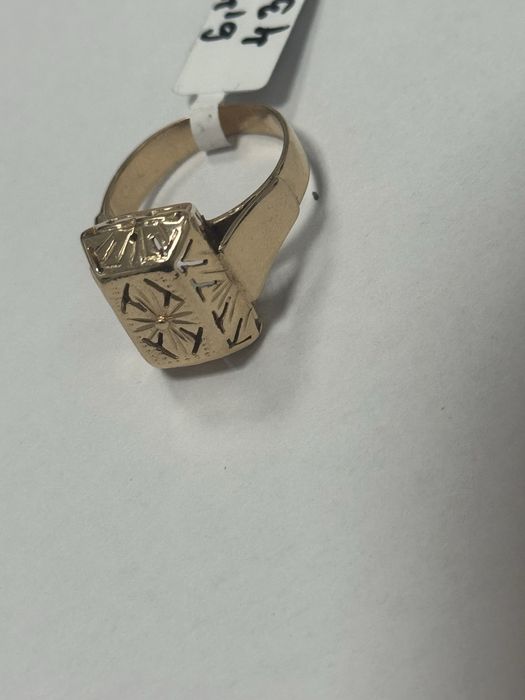 Дамски пръстен златен