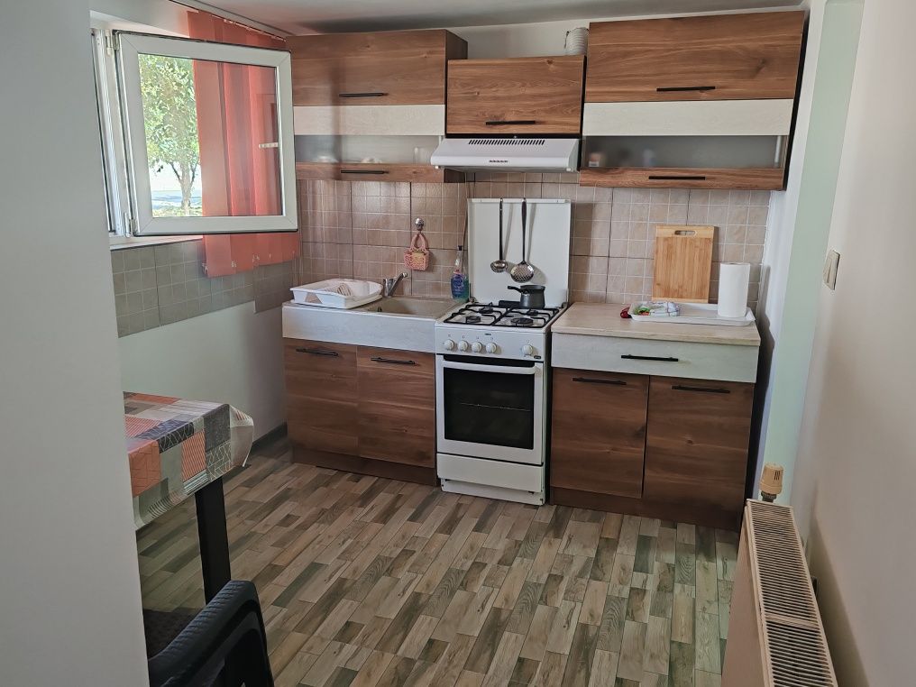 Cazare apartament 2 camere Mangalia
