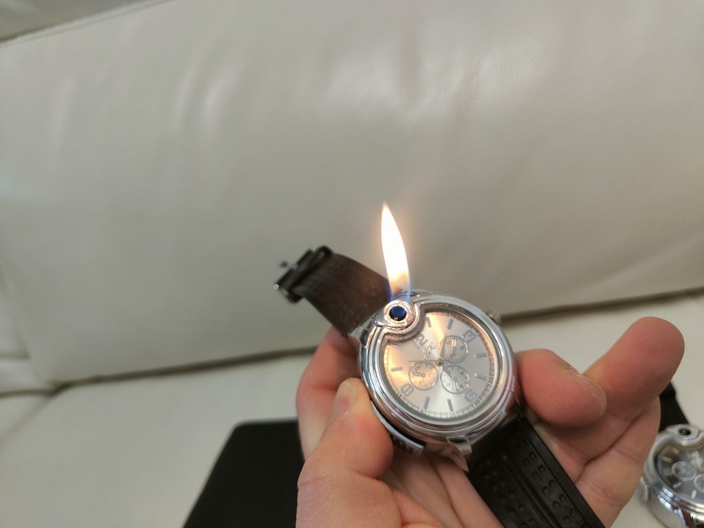 Ceas elegant cu brichetă – cadoul perfect pentru bărbați