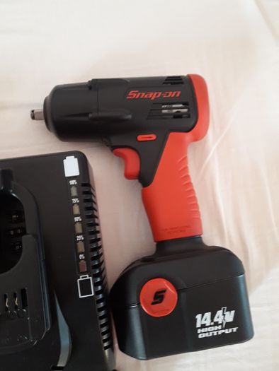 Разпродажба!!!Гайковерт на 3/8"и винтоверт Snap-on CTU4410
