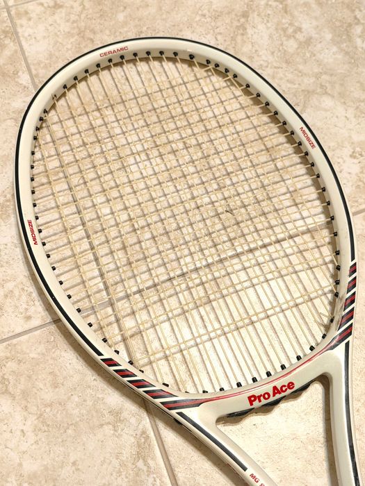 Качествена Керамична Професионална Ракета за Тенис Pro Ace MG 950