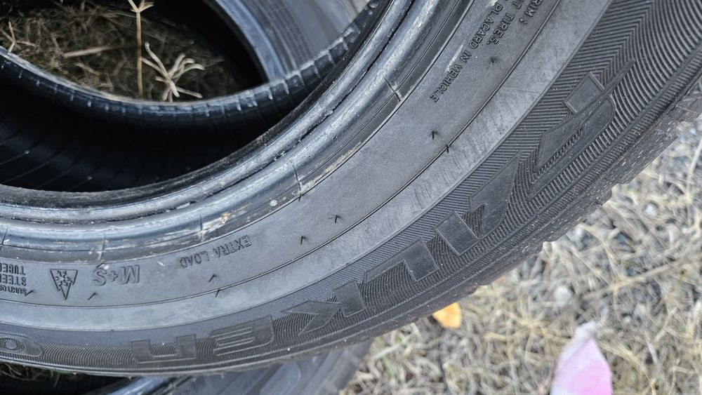2бр гуми 215 60 16 фалкен