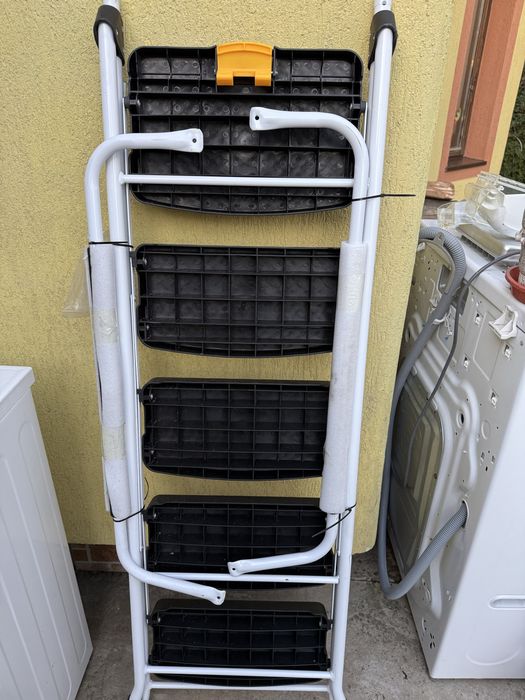 Scara trepte pentru interior