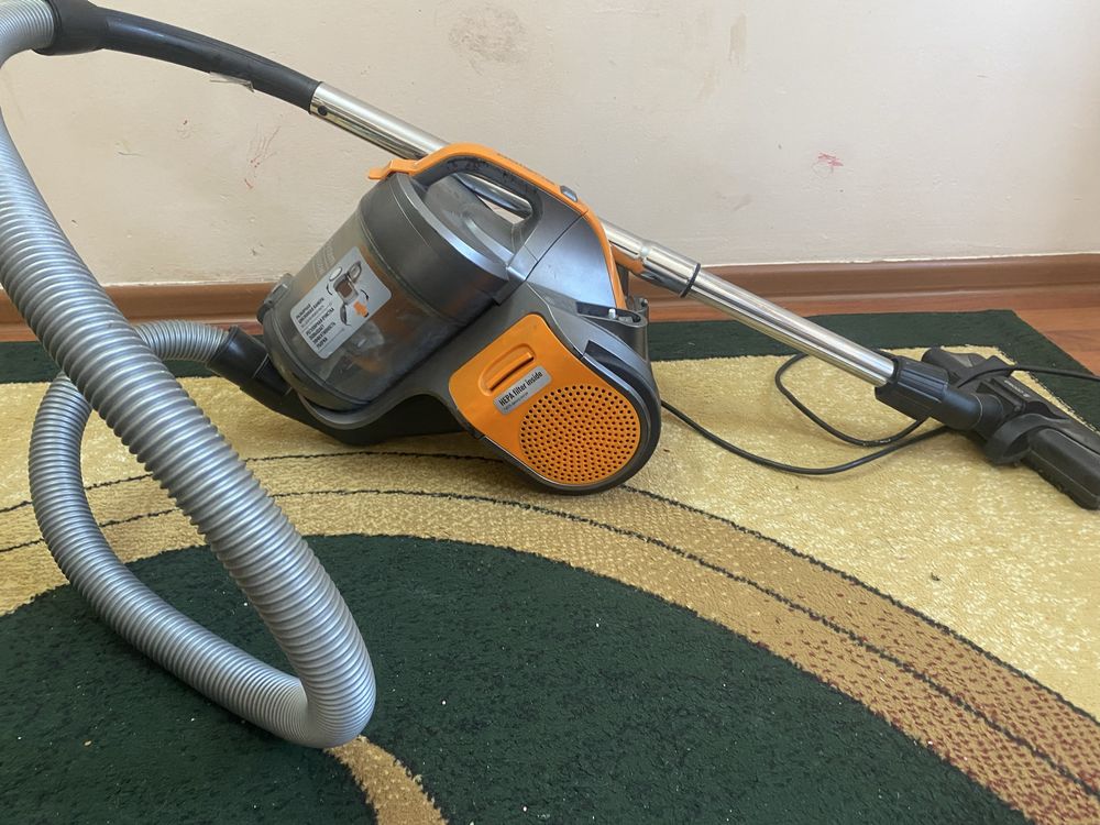 пылесос филипс продам.