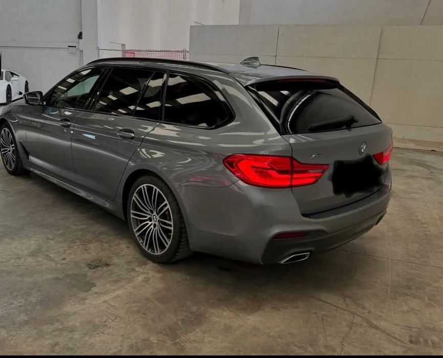 VÂND SERIA 5 = An 2020-Xdrive pachet M - 2.0 Disel .. Adusă Recent ..