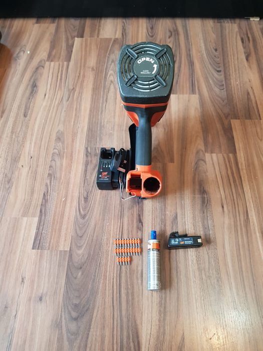 Spit pulsa 800E,pistol de bătut cuie în beton și metal.