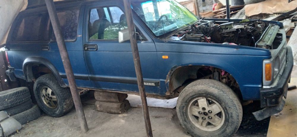Продам Chevrolet Blazer.