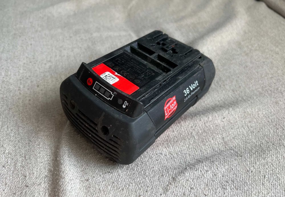 Acumulator original BOSCH 36V 2.6Ah Li-Ion – stare foarte bună, testat