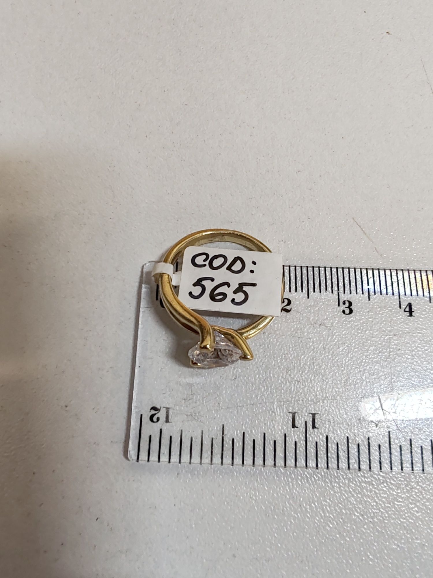 Inel cu piatră albă Aur 14k Gr 4,02 cod unic 565 mărimea 12/52