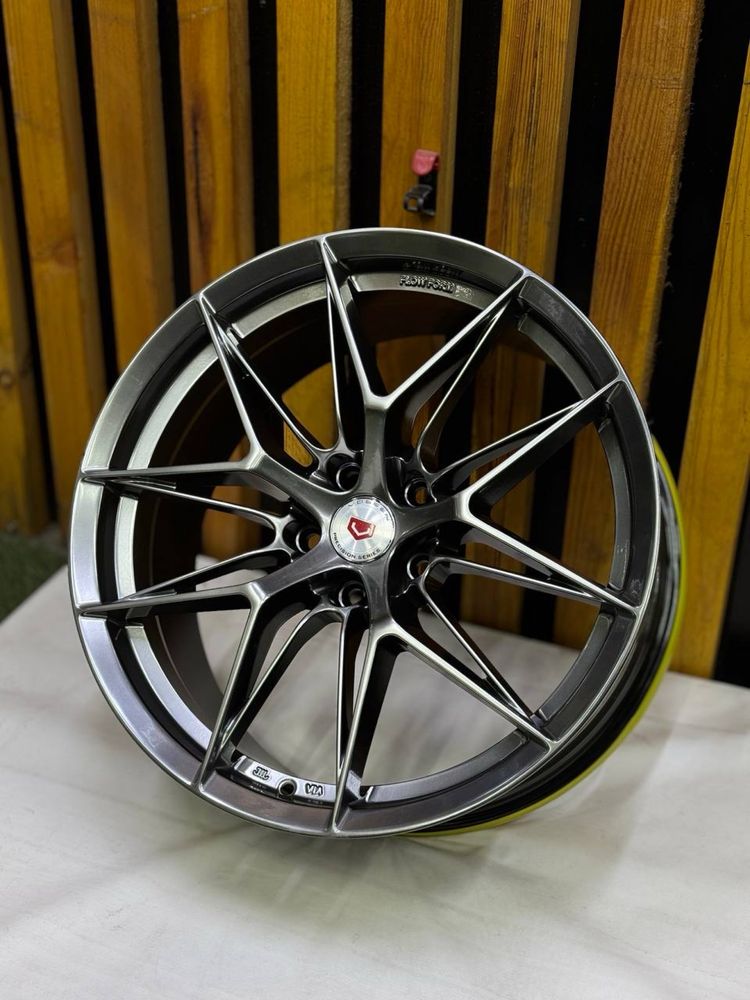 Продается комплект дисков r8.5x19/5x114.3