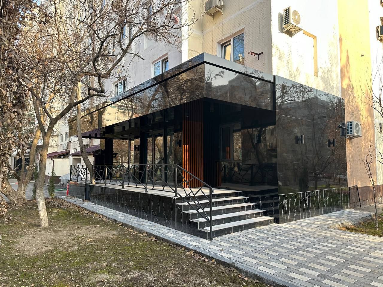 Аренда Коммерческой недвижимости на Мирабадском