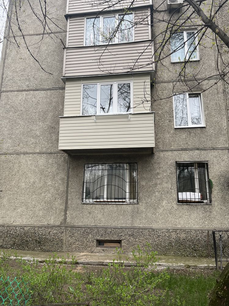 Застекление, обшивка балкона в городе Алматы. Утепление, окна. Шкафы