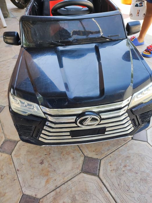 Б/у машина сатылады.