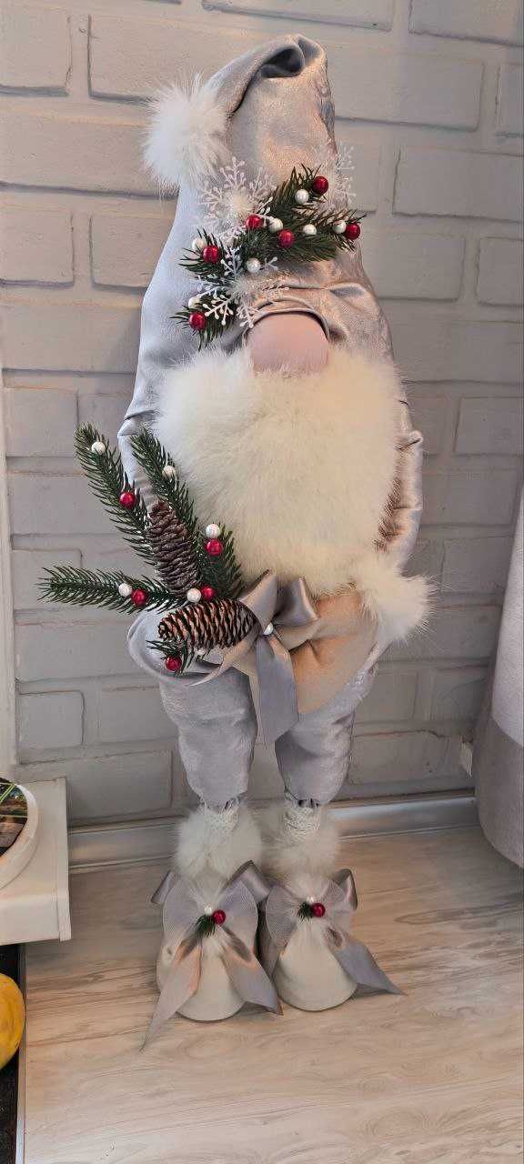 Гномик новогодний