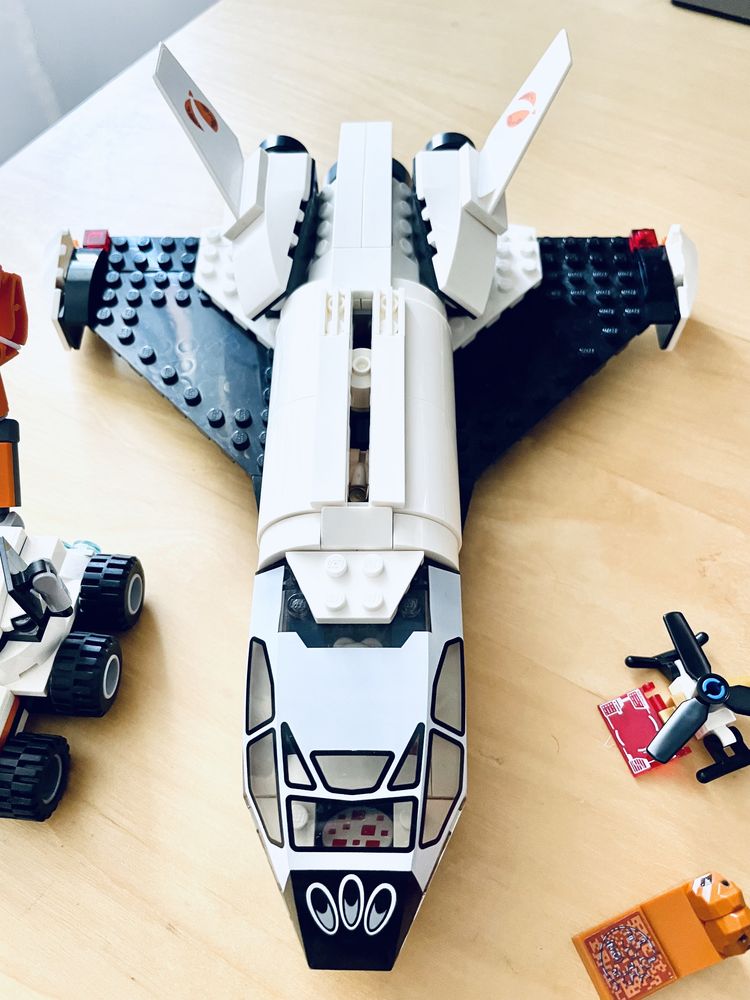 Set LEGO City Space Port - Nava cercetare MARTE