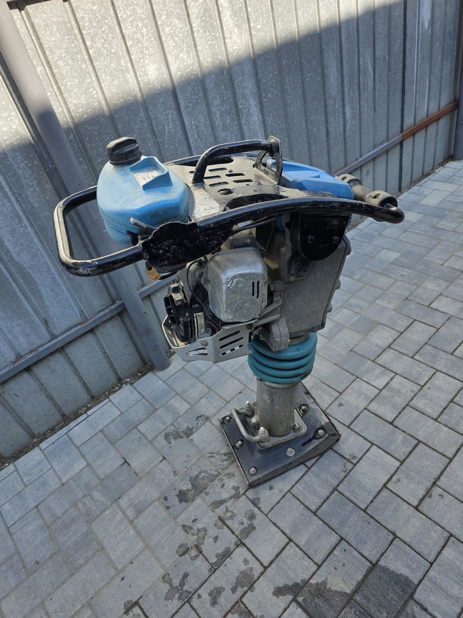 Mai compactor Weber Srv 620 Motor Honda stare buna 4T