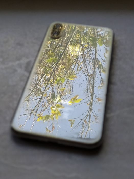 iPhone X    KH/A