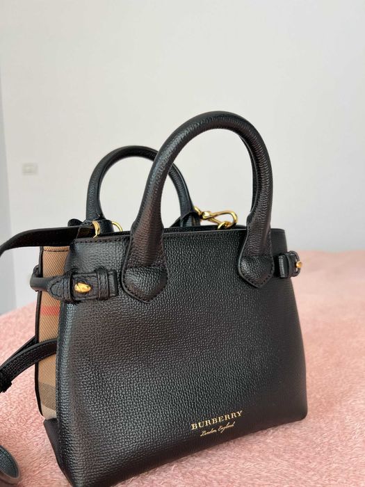 Geanta Burberry originala, purtata o  singura data, impecabila.