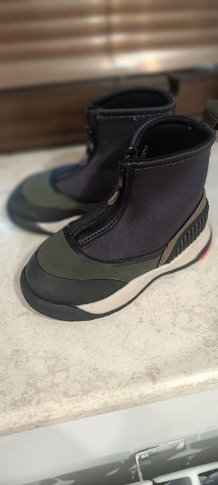 Детски боти Зара