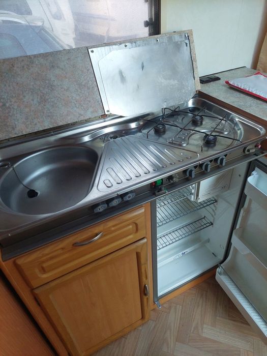 Rulota LMC ,Doua zone,Cort,Boiler,Cabina dus