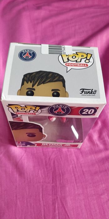 Figurină Neymar         .