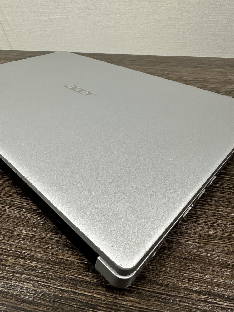 мощный Acer Aspire 3 A315-23, хорошее состояние, яркий Full HD экран
