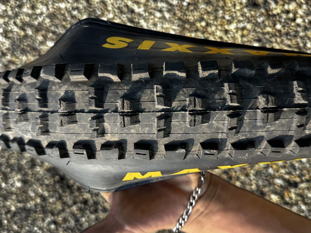 Vand cauciuc maxxis 27.5 2.8 apriape nou!