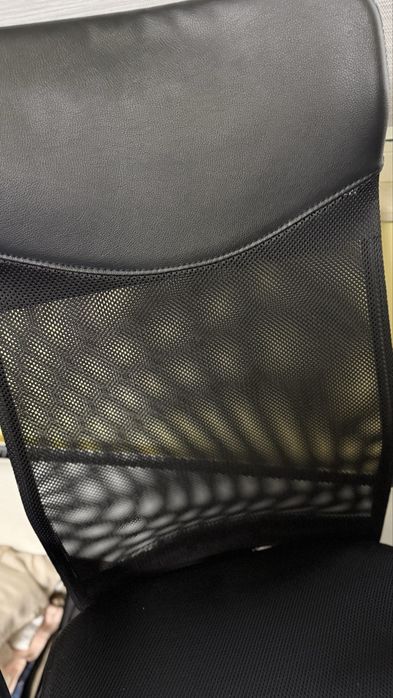 Офис стол за компютър