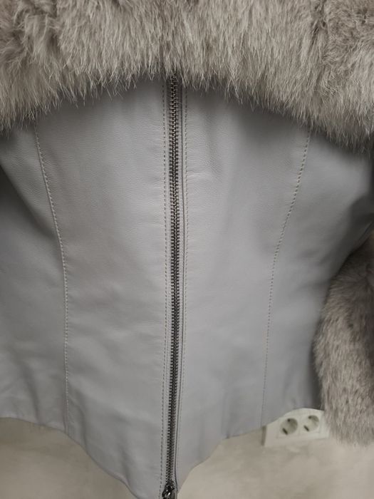 Haina de blana vulpe si piele naturala mărimea S