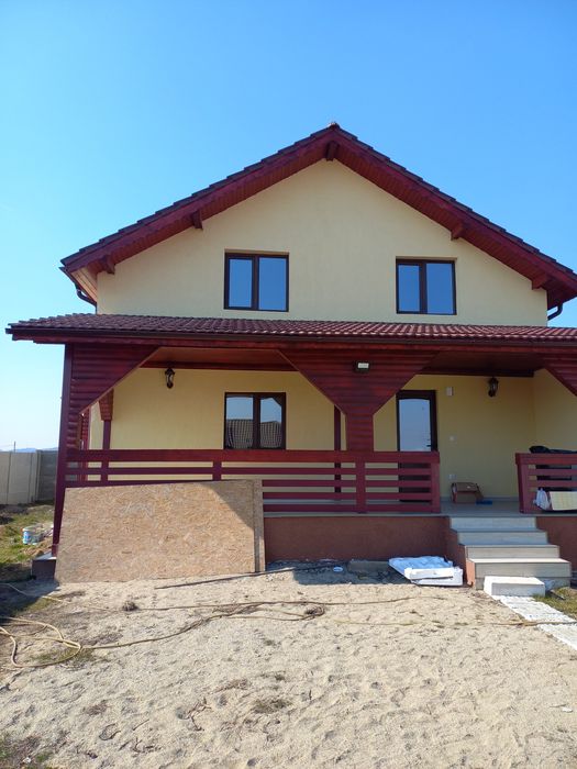 Firma executam lucrări în constructii