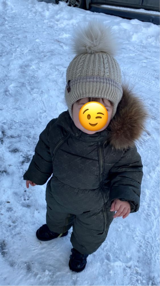 Продам детскую зимнюю шапку