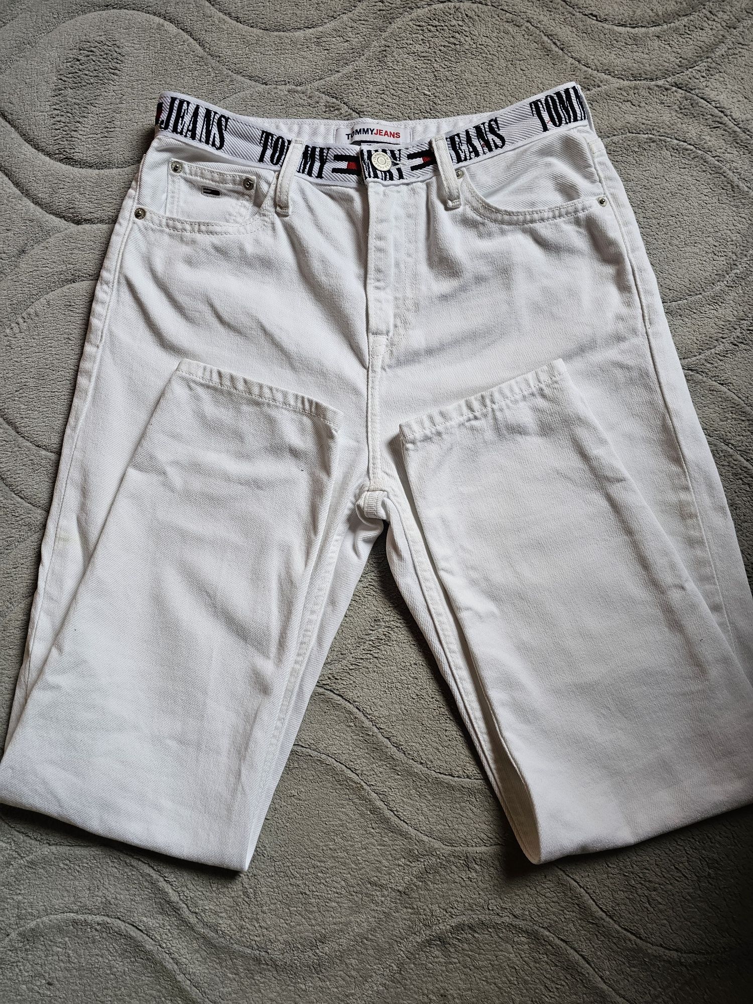 Tommy jeans дънки/ Avin кожен клин