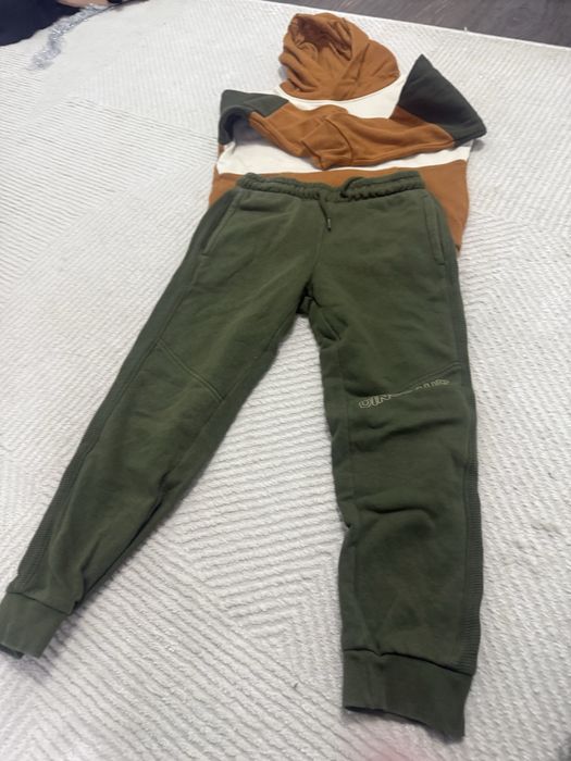 Pantaloni si bluza 5 ani