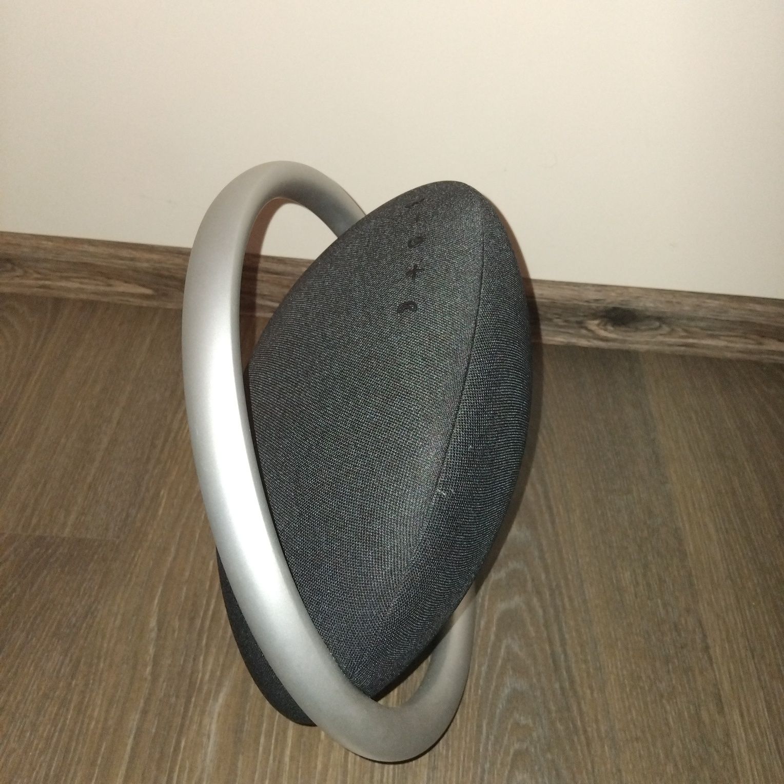 Harman Kardon onyx studio 8