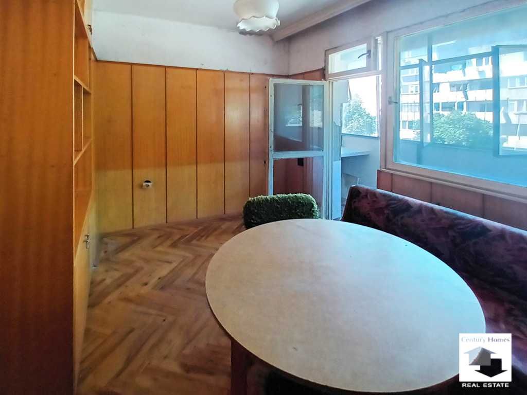 104940 ЕКСКЛУЗИВНО! Просторен апартамент в кв. Зона В, Велико Търново