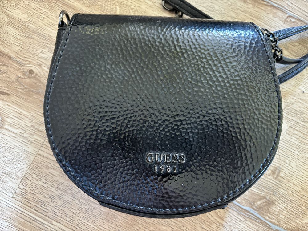 Раници и чанти Liu Jo, Guess., Versace