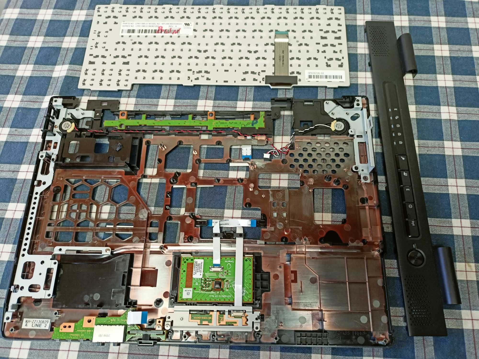 Dezmembrez Fujitsu LifeBook S782 - PretMic